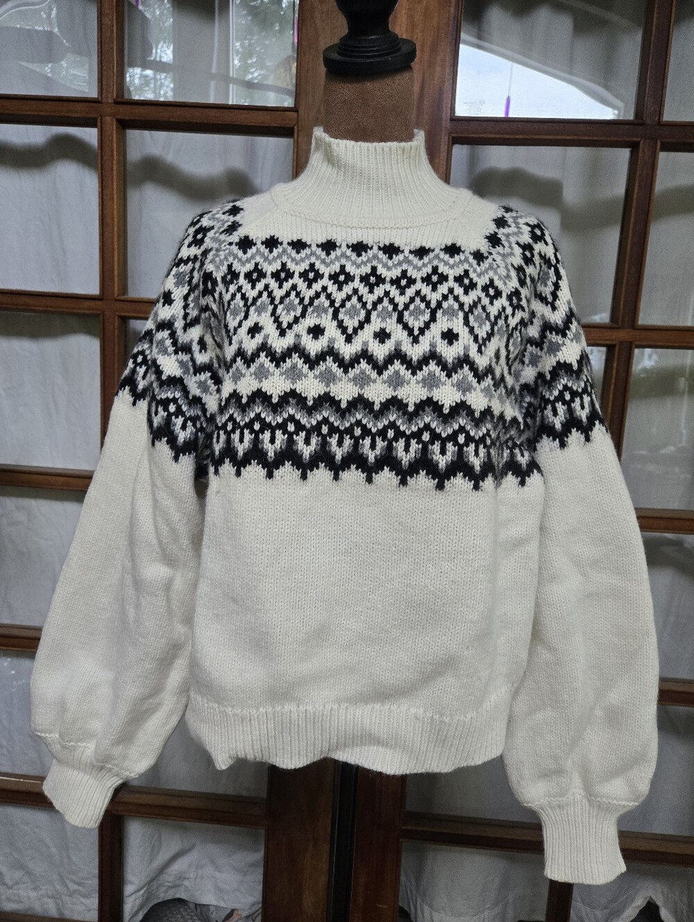 GAP Cozy Cream & Black Fair Isle Turtleneck Sweater